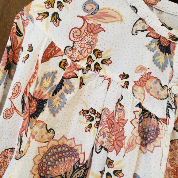 Old Navy Floral Print Top - Picture 2 of 6